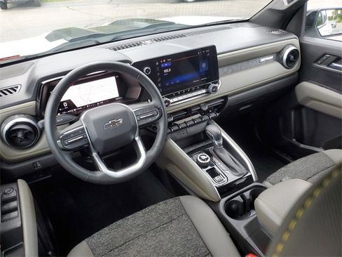 Used 2023 Chevrolet Colorado ZR2 w/ LPO, Tailgate Decal Package image 24