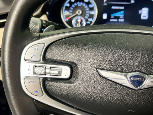 Used 2025 Genesis GV70 2.5T w/ Select Package image 16