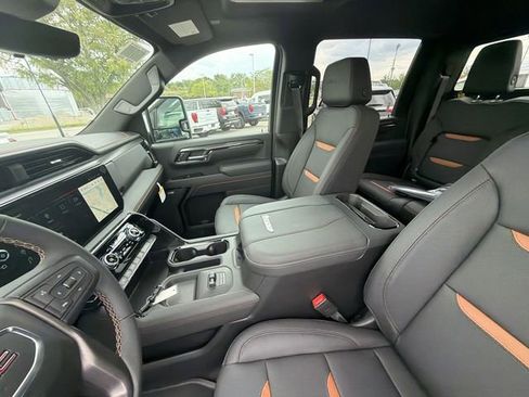 New 2026 GMC Sierra 2500 AT4 AWD/4WD image 17