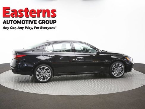 Used 2024 Nissan Altima 2.5 SL AWD/4WD image 44