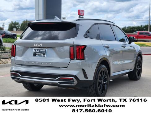 Certified 2022 Kia Sorento SX FWD image 4
