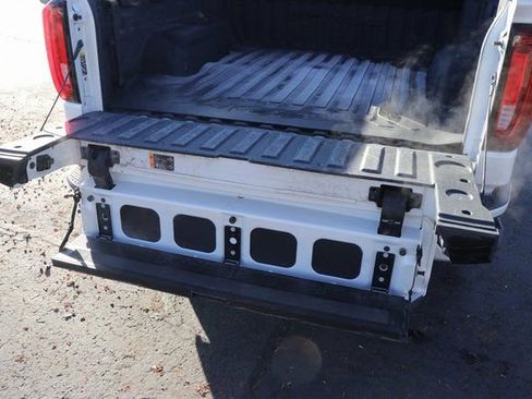 Used 2022 GMC Sierra 1500 Denali w/ Denali Premium Package image 8