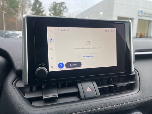 Used 2024 Toyota RAV4 XLE image 63