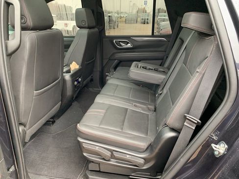 Used 2023 Chevrolet Tahoe RST image 9