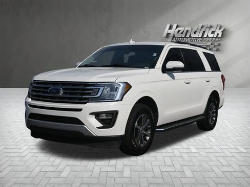 Used 2021 Ford Expedition XLT image 8