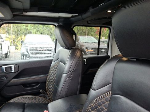 Certified 2021 Jeep Wrangler Unlimited Sahara image 24