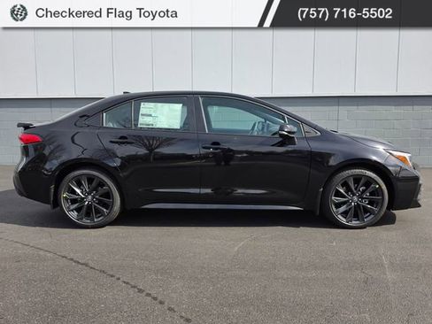 New 2026 Toyota Corolla SE image 2