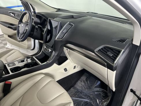 Used 2022 Ford Edge Titanium AWD/4WD image 29