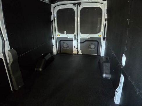 New 2024 Ford E-Transit 148 Medium Roof w/ Load Area Protection Package RWD image 17