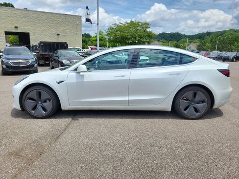 Used 2020 Tesla Model 3 Standard Range Plus RWD image 19
