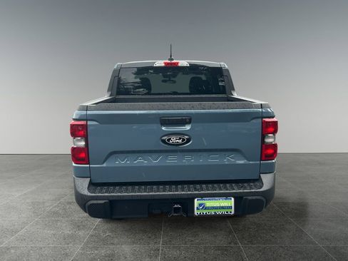 Used 2025 Ford Maverick XLT w/ Equipment Group 301A AWD/4WD image 9