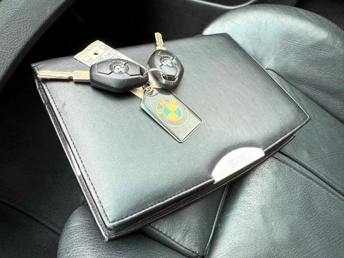 Used 2003 BMW 540i 540iA 4dr Sdn 5-Spd Auto image 67