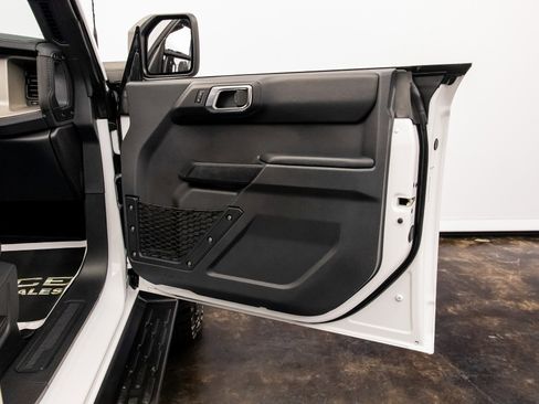 Used 2025 Ford Bronco Outer Banks w/ Sasquatch Package image 33