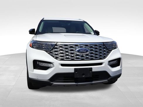 Used 2023 Ford Explorer Platinum AWD/4WD image 8
