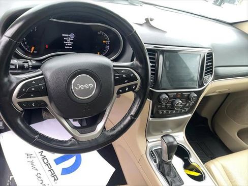 Certified 2021 Jeep Grand Cherokee Limited w/ Luxury Group II image 14