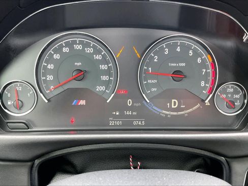 Used 2018 BMW M4 Coupe image 21