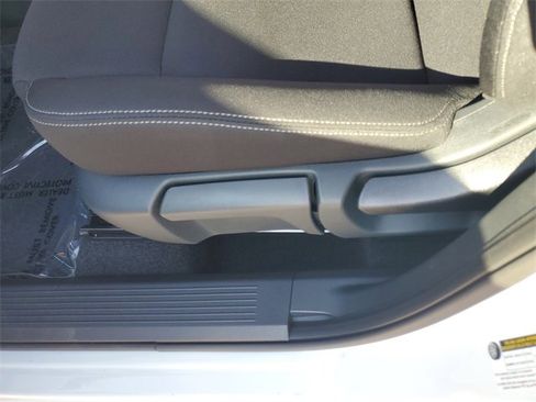 New 2026 Nissan Rogue S image 9