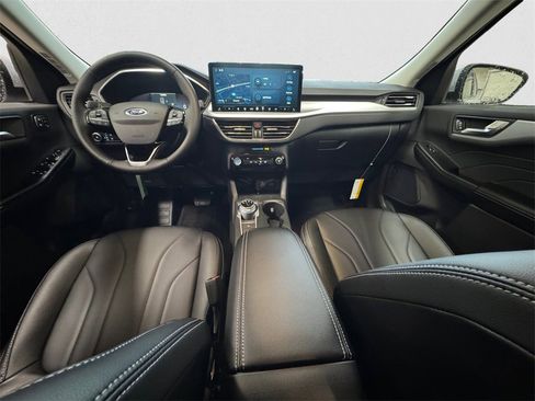 New 2025 Ford Escape SE w/ PHEV Premium Package image 10