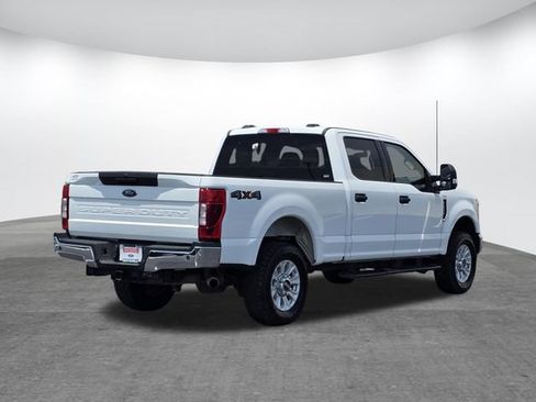 Used 2022 Ford F250 XLT AWD/4WD image 4