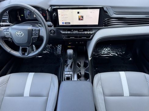 Used 2026 Toyota Camry SE w/ Multimedia Upgrade Package FWD image 16
