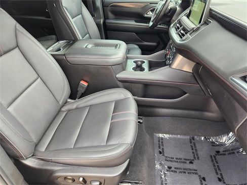 Used 2022 Chevrolet Tahoe RST w/ Luxury Package RWD image 18