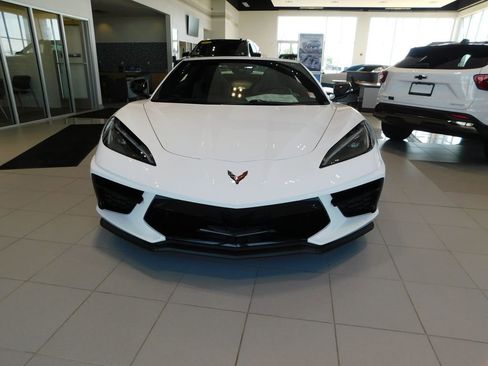 Used 2023 Chevrolet Corvette Stingray Preferred Conv w/ Z51 Performance Package RWD image 7