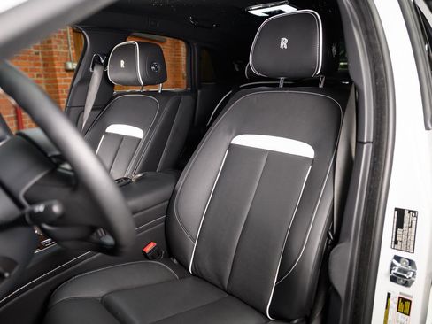 Used 2021 Rolls-Royce Ghost image 24