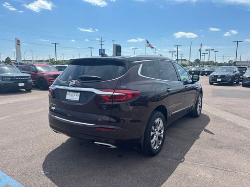 Used 2021 Buick Enclave Avenir w/ Avenir Technology Package AWD/4WD image 5