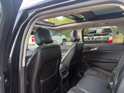 Used 2018 Ford Edge Sport w/ Equipment Group 401A AWD/4WD image 12