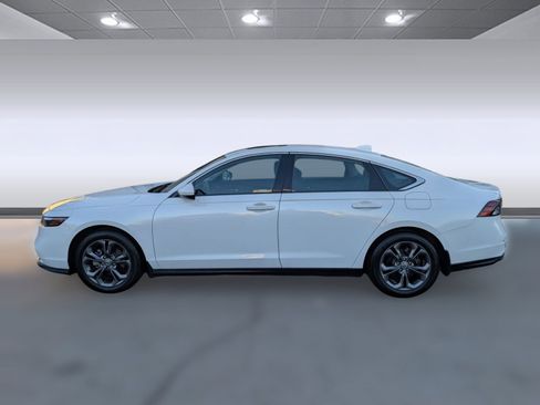 Used 2023 Honda Accord EX image 2