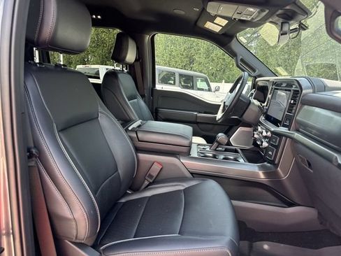 Used 2025 Ford F150 Lariat w/ Equipment Group 502A High AWD/4WD image 28