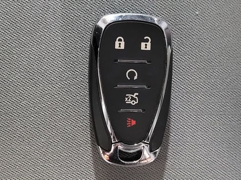Used 2025 Chevrolet Malibu LT FWD image 32