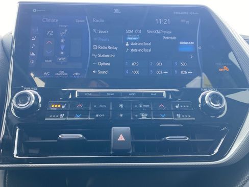 Used 2020 Toyota Highlander Platinum image 27