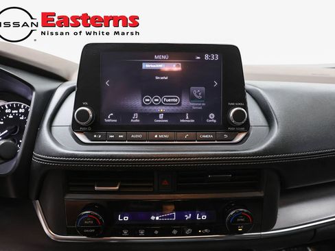 Used 2023 Nissan Rogue SV AWD/4WD image 12