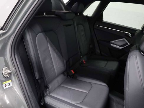 Certified 2025 Audi Q3 2.0T Premium w/ Convenience Package image 34