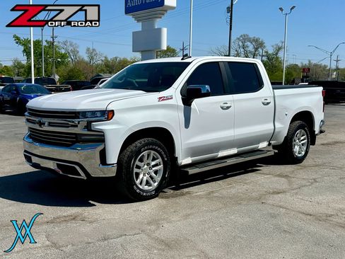 Used 2019 Chevrolet Silverado 1500 LT w/ All-Star Edition AWD/4WD image 3