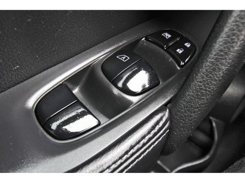 Used 2016 Nissan Rogue SL w/ SL Premium Package image 23