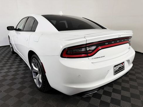 Used 2015 Dodge Charger R/T w/ Plus Group RWD image 16