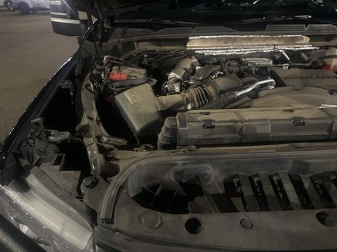 Used 2020 GMC Sierra 2500 Denali w/ Denali Ultimate Package image 18