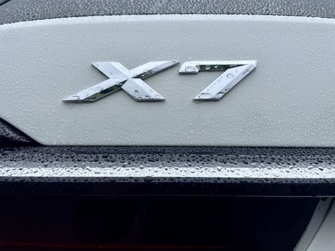 Used 2024 BMW X7 xDrive40i AWD/4WD image 35