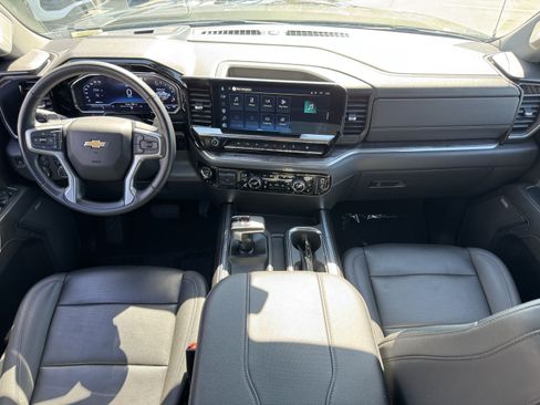 Used 2023 Chevrolet Silverado 1500 LTZ w/ LTZ Convenience Package II AWD/4WD image 31