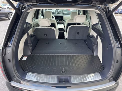 Used 2026 Hyundai Palisade Calligraphy image 13