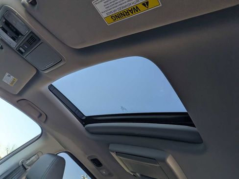 Certified 2023 Honda Odyssey Touring image 18