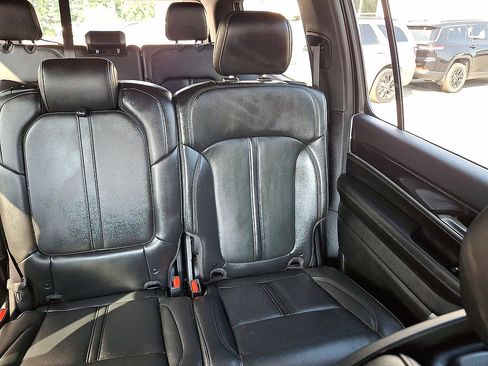 Certified 2023 Jeep Wagoneer 4WD image 14