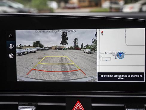 New 2025 Hyundai Elantra Limited image 26