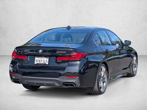 Certified 2022 BMW M550i xDrive AWD/4WD image 5