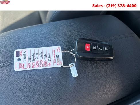 Certified 2022 Toyota RAV4 TRD Off-Road w/ TRD Off-Road Weather Package image 28