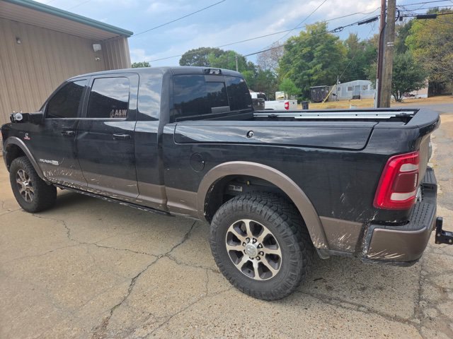 Used 2024 RAM 2500 Limited w/ Safety Group AWD/4WD image 3