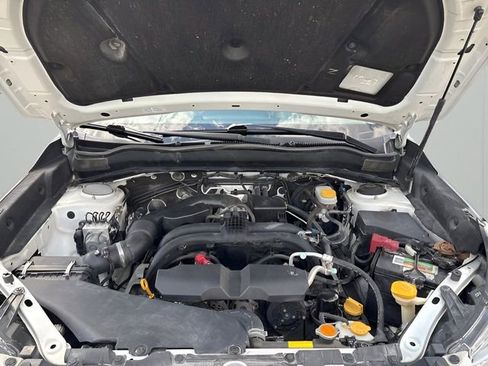 Used 2017 Subaru Forester 2.5i Premium w/ All-Weather Package image 10