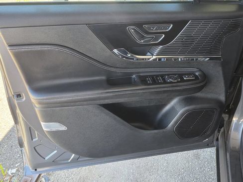 Used 2022 Lincoln Corsair FWD w/ Premium Package image 35